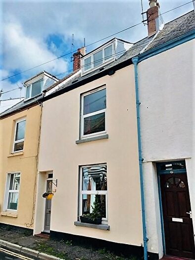 3 Bedroom Property To Rent In George Street, Exmouth, EX8