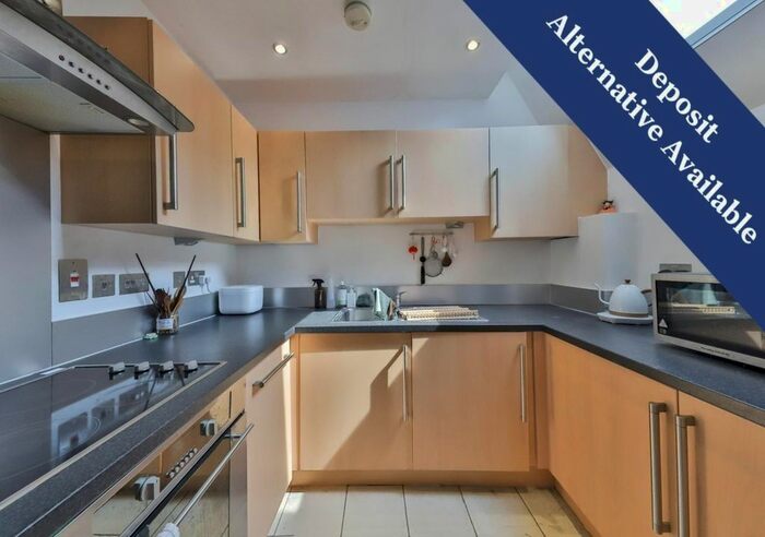 1 Bedroom Flat To Rent In Popes Head Court, Peter Lane, York, YO1