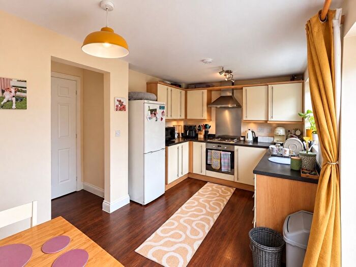 3 Bedroom Property To Rent In Wharf Gardens, Nottingham, NG13
