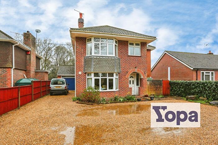 4 Bedroom Detached House For Sale In Curdridge Lane, Southampton, SO32