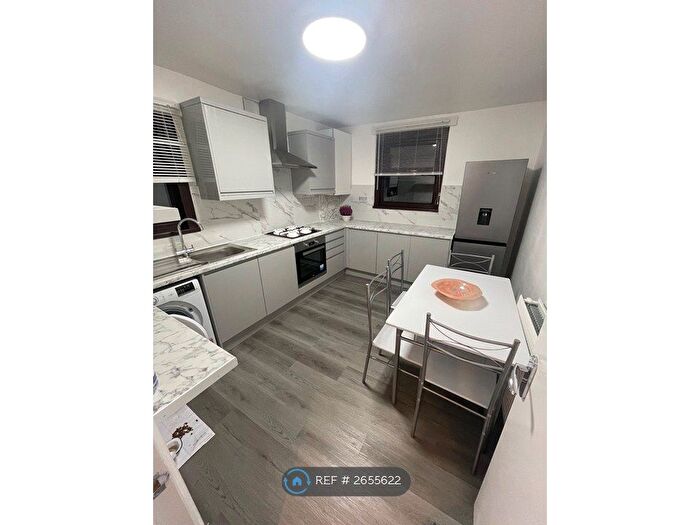 4 Bedroom Flat To Rent In St. Stephen's Road, London, E6