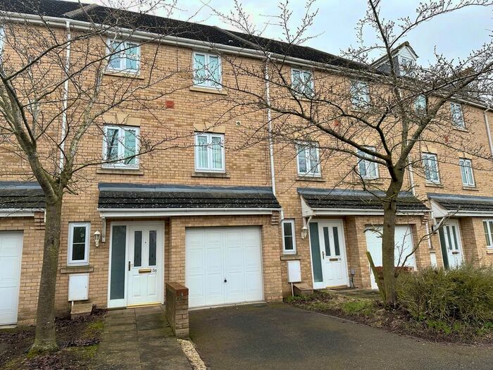 4 Bedroom Terraced House To Rent In Boleyn Avenue, Woodston, Peterborough, PE2