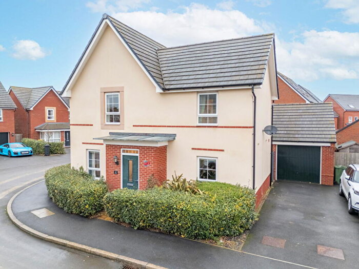 4 Bedroom Detached House For Sale In Peveril Street, Kettering, NN15