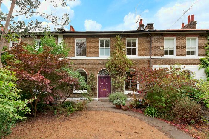 4 Bedroom Terraced House To Rent In Malvern Terrace, Barnsbury, London, N1