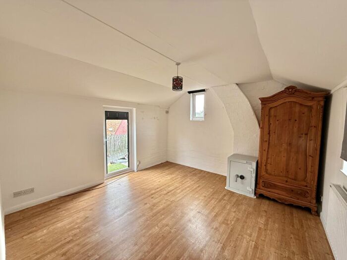 2 Bedroom Flat To Rent In Great Whyte, Ramsey, PE26