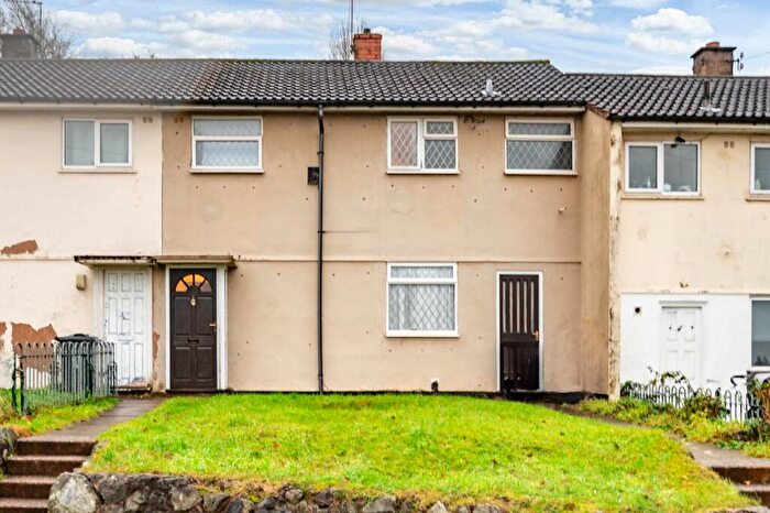3 Bedroom Terraced House To Rent In Barratts Road, Birmingham, West Midlands, B38