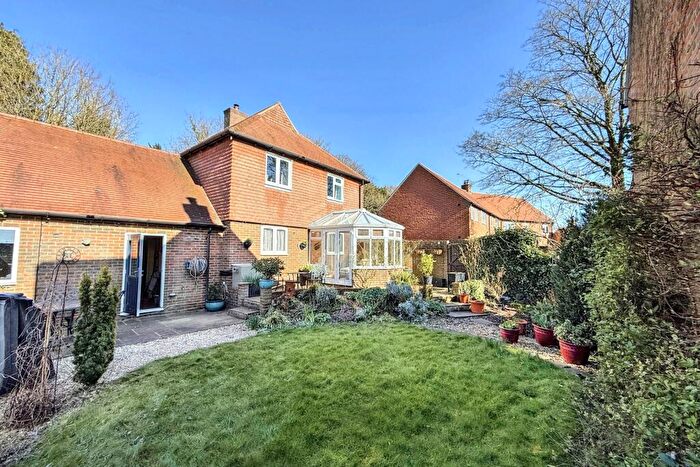 4 Bedroom Detached House For Sale In Sixpenny Handley, SP5
