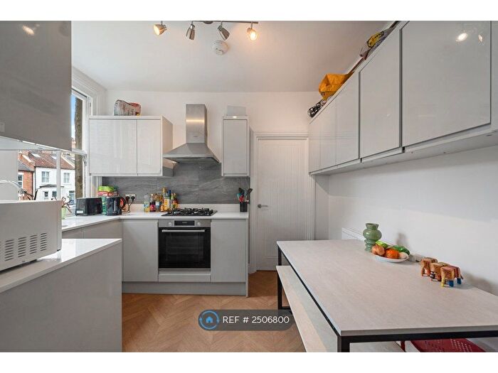 5 Bedroom Maisonette To Rent In Northwood Road, London, N6