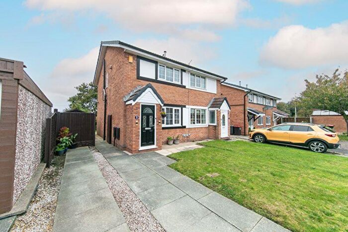 2 Bedroom Semi-Detached House For Sale In The Lapwings, Poulton-le-Fylde, Lancs, FY6