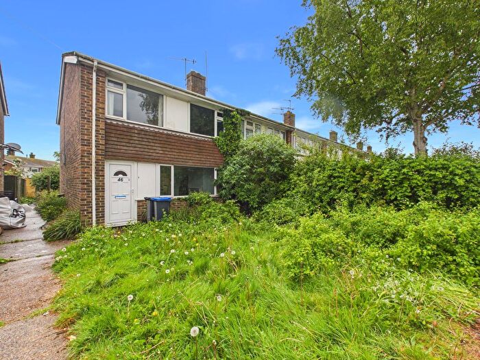 3 Bedroom End Of Terrace House For Sale In Shadwells Road, Lancing, BN15