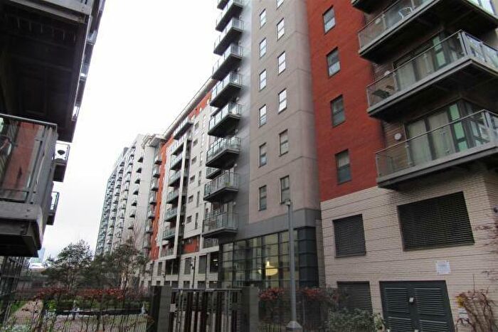 2 Bedroom Apartment To Rent In Barton Place, Greenquarter, M4