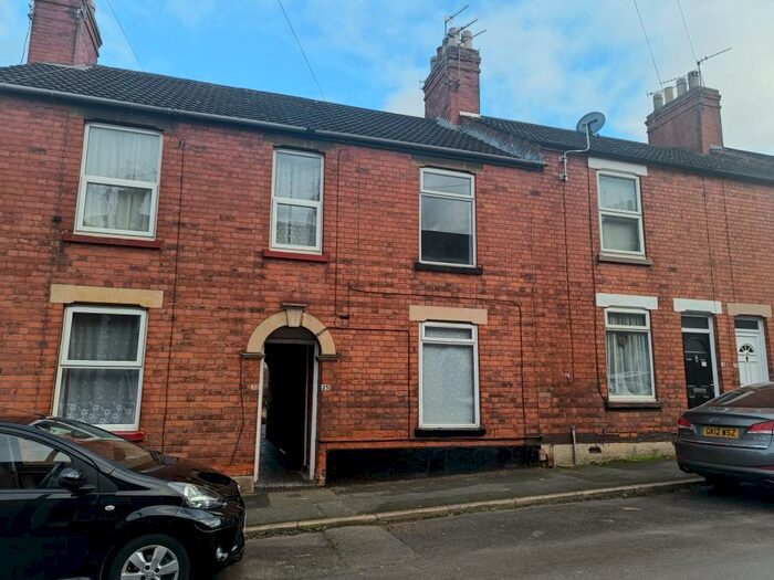 3 Bedroom Terraced House To Rent In Victoria Street, Grantham, Lincolnshire, NG31