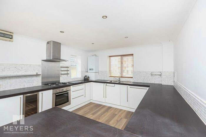 2 Bedroom Apartment To Rent In Michelgrove Road, Bournemouth, BH5