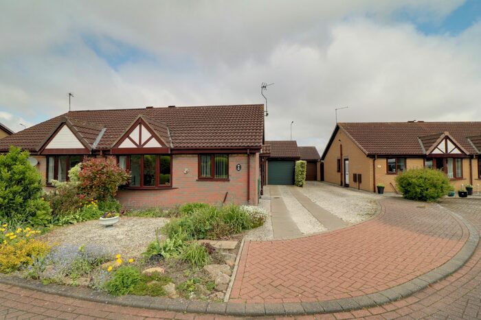 2 Bedroom Semi-Detached Bungalow For Sale In Sands Lane, South Ferriby, Barton-upon-Humber, DN18