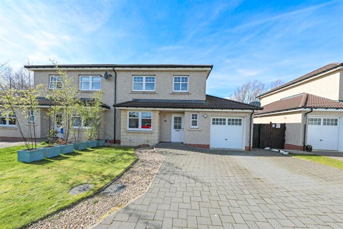3 Bedroom Semi-Detached House For Sale In Lochtyview Gardens, Thornton, Kirkcaldy, KY1