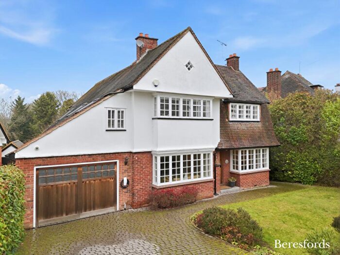 5 Bedroom Detached House For Sale In South Weald Road, Brentwood, CM14