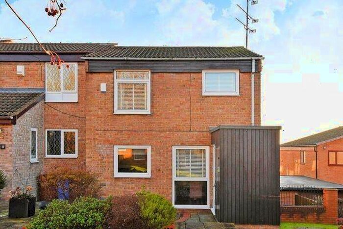 3 Bedroom End Of Terrace House To Rent In Waterthorpe Rise, Westfield, Sheffield, S20