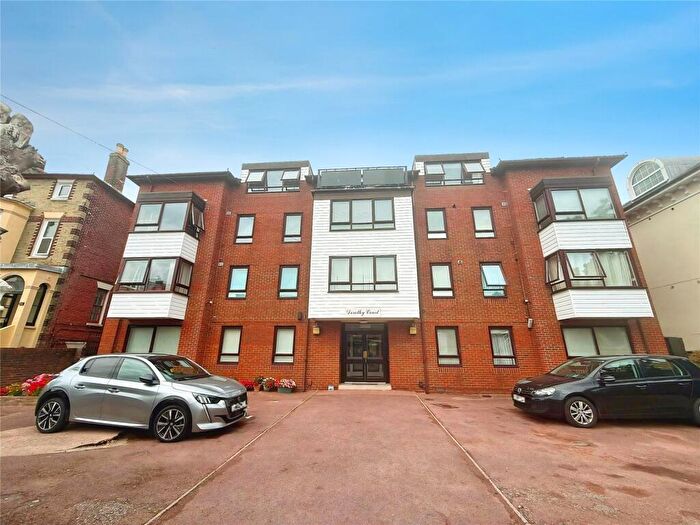 4 Bedroom Penthouse To Rent In Dorothy Court, Southsea, Hampshire, PO5