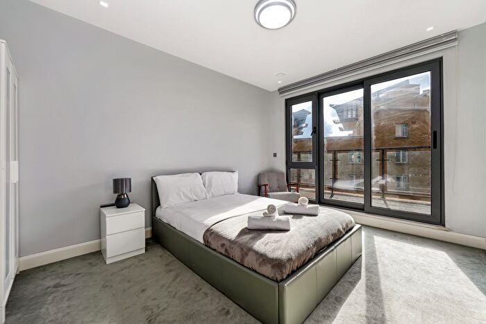 2 Bedroom Flat To Rent In Cuba Street, London, E14