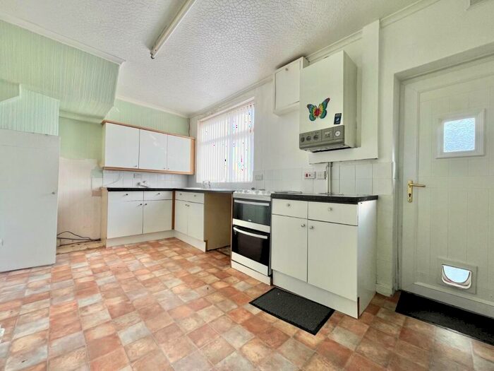 2 Bedroom End Of Terrace House For Sale In Street, Reddish