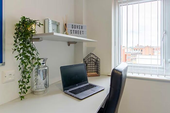 1 Bedroom Flat To Rent In York Street, Leicester, LE1