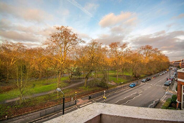 1 Bedroom Flat To Rent In Prince Of Wales Drive, Prince Of Wales Drive, London, SW11