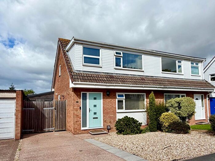 3 Bedroom Semi Detached House For Sale In Maple Drive, Exmouth, EX8