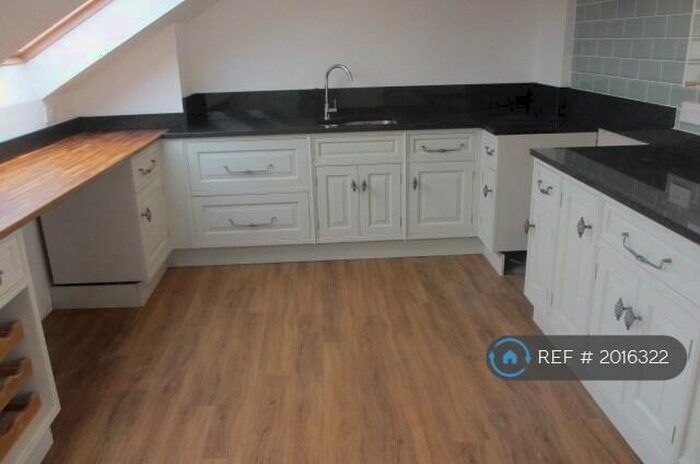 3 Bedroom Maisonette To Rent In Dover Street, Maidstone, ME16