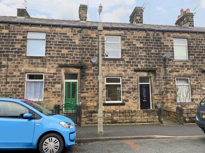 2 Bedroom Terraced House To Rent In Leamington Terrace, Ilkley, LS29