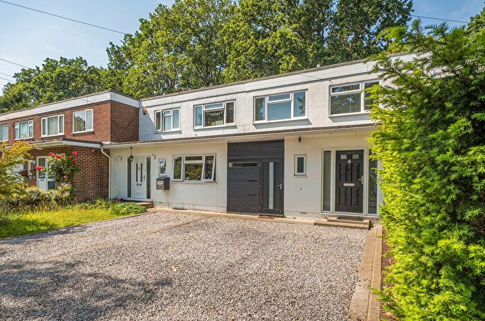 3 Bedroom Terraced House For Sale In Abbotsfield Close, Lordswood, Southampton, Hampshire, SO16