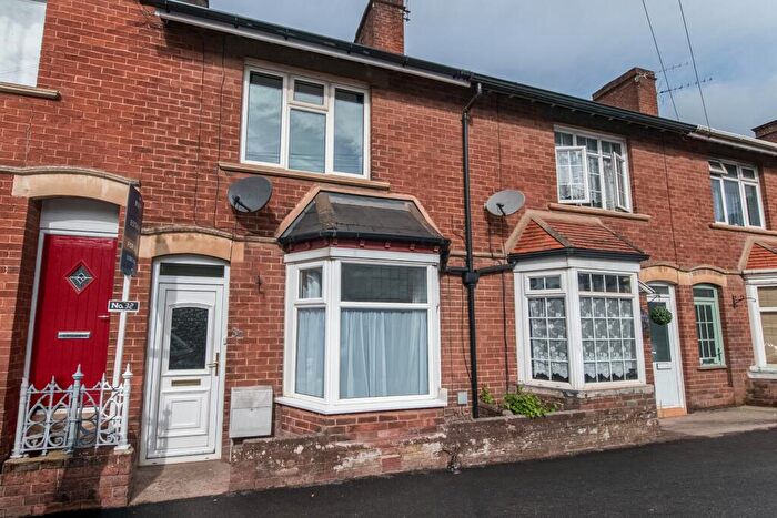 2 Bedroom Terraced House For Sale In Chudleigh Road, Exeter, EX2