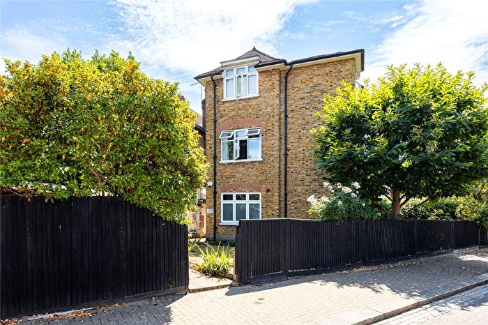 1 Bedroom Flat To Rent In Bramcote Road, London, SW15