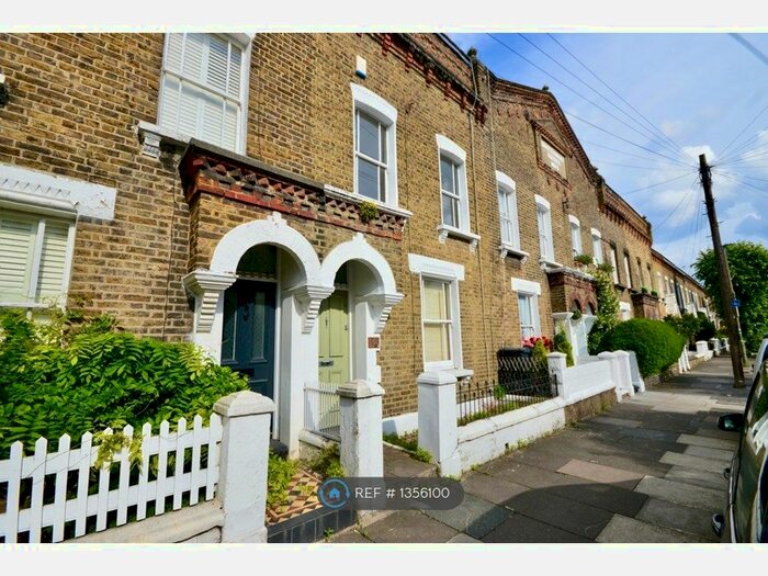 4 Bedroom Terraced House To Rent In Tyneham Road, London, SW11