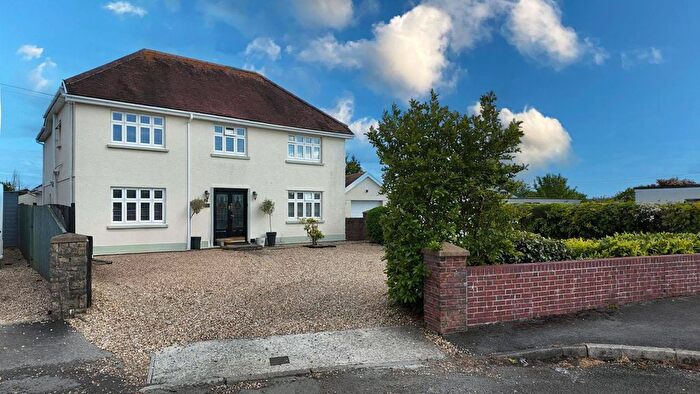 5 Bedroom Detached House For Sale In Station Road, Bynea, Llanelli, SA14