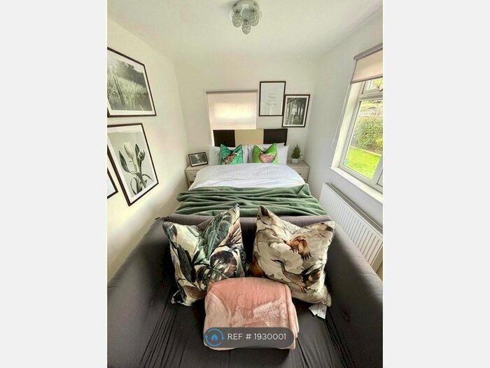 Studio To Rent In Popes Lane, Ealing, W5