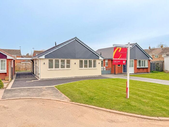 2 Bedroom Detached Bungalow To Rent In Caversham Close, Nuneaton, CV11