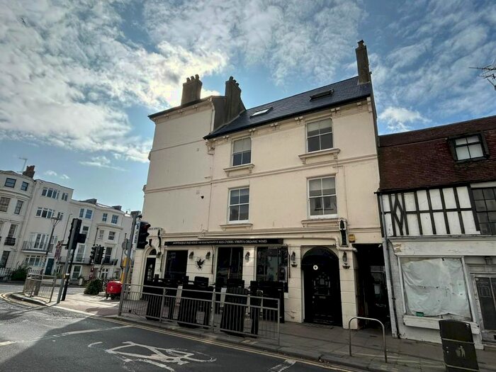 2 Bedroom Flat To Rent In Hampshire Court, Upper St. James's Street, Brighton, BN2