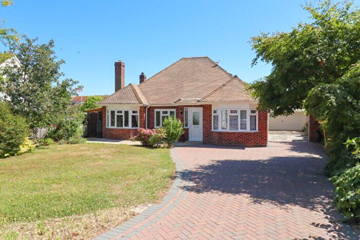 3 Bedroom Detached Bungalow For Sale In Beech Grove, Hayling Island, PO11