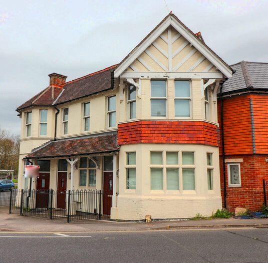2 Bedroom Terraced House To Rent In Romsey Road, Southampton, SO16
