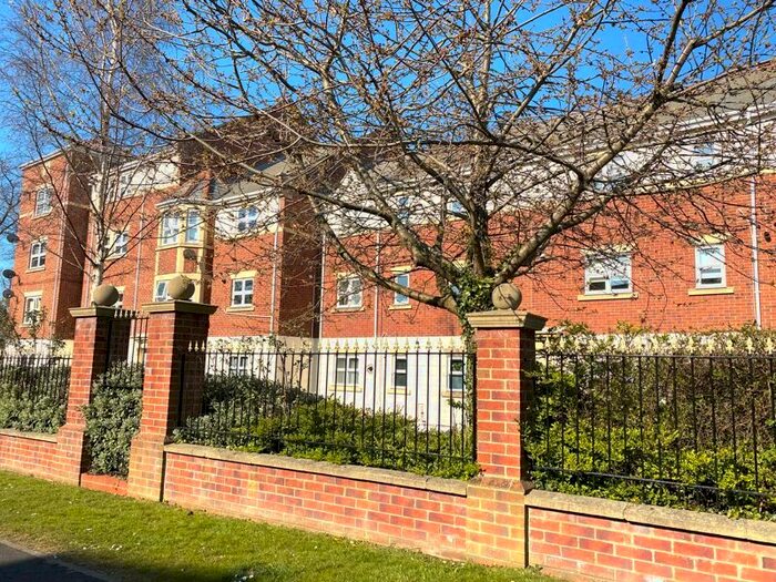 2 Bedroom Flat To Rent In Helena House, Albert Court, Sunderland SR2