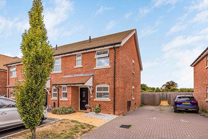 2 Bedroom End Of Terrace House For Sale In Brewery Close, Southbourne, PO10