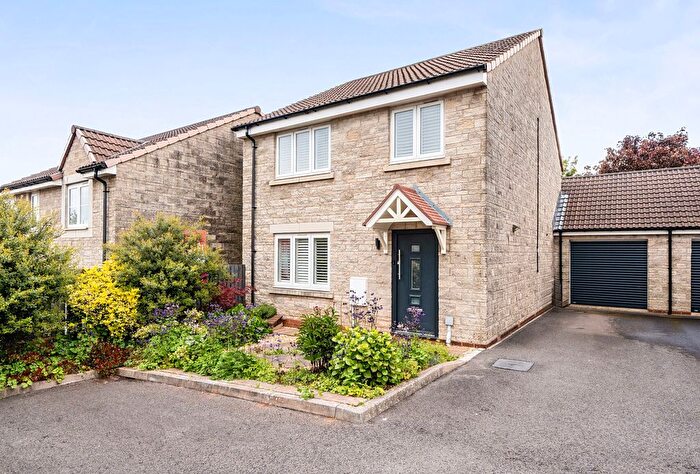 4 Bedroom Link Detached House For Sale In Brimscombe Meadow, Chilcompton, Radstock, Somerset, BA3