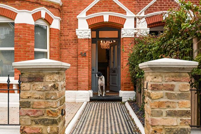 6 Bedroom Semi Detached House For Sale In Vancouver Road, Forest Hill, London, SE23