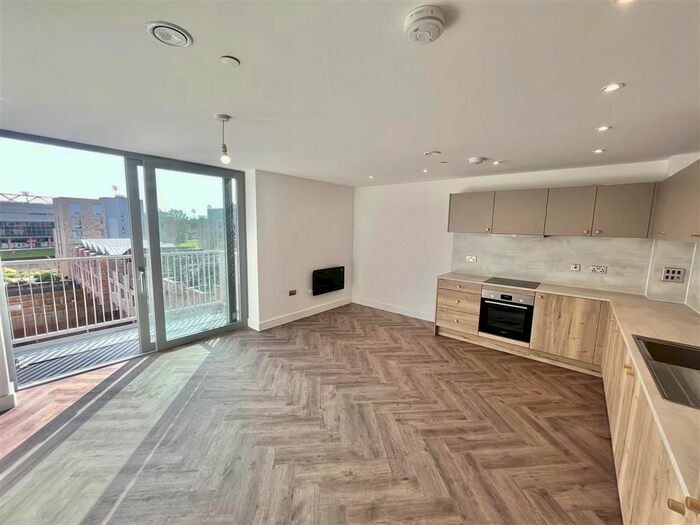 2 Bedroom Flat To Rent In Meadow Trading Estate, Meadow Lane, Nottingham, NG2