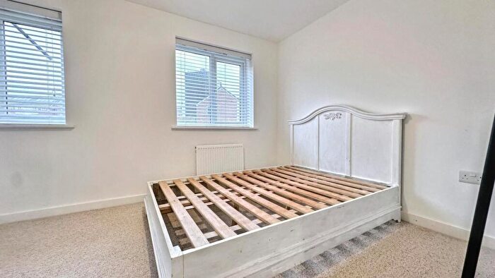 1 Bedroom House To Rent In Brook Road, Bristol, BS5