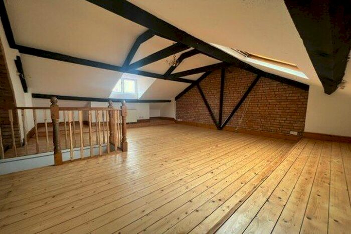 2 Bedroom Flat To Rent In Warwick Street, Leamington Spa, CV32