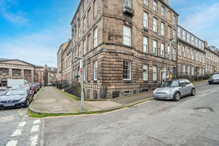 1 Bedroom Flat For Sale In Hart Street, New Town, Edinburgh, EH1