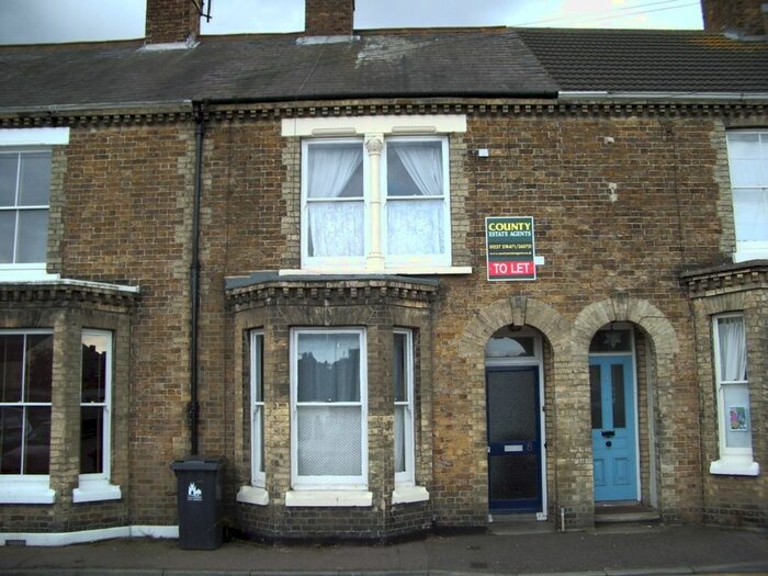 2 Bedroom Flat To Rent In Gladstone Road, Whitstable, CT5