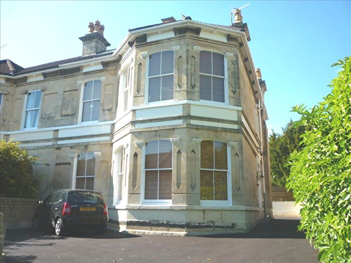 Studio To Rent In Newbridge Road, Bath, BA1
