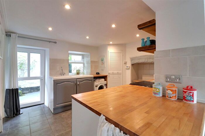 3 Bedroom Terraced House For Sale In Mill Street, Torrington, Devon, EX38